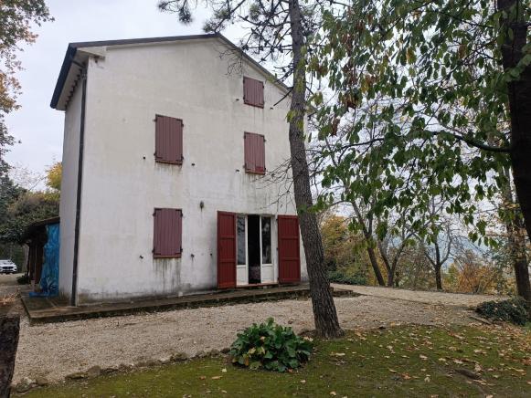 PESARO  RUSTICOCASOLARECASCINA IN VENDITA