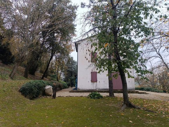 PESARO  RUSTICOCASOLARECASCINA IN VENDITA